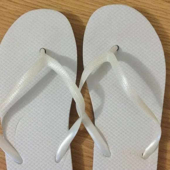 White/Light Gray Flip  Flops - Picture 2 of 8